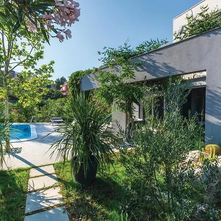 Holiday home 3 Bedroom Gorgeous In